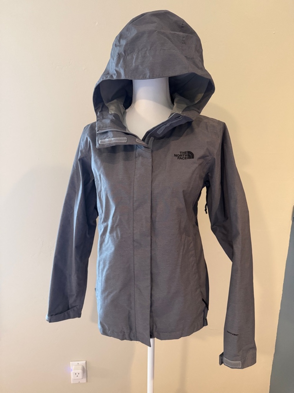 The North Face Women's Small Gray Hooded Rain Jacket